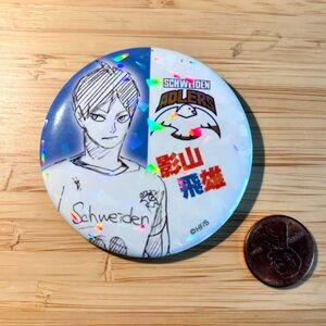 Rare HOLO Haikyuu Manga art can badge